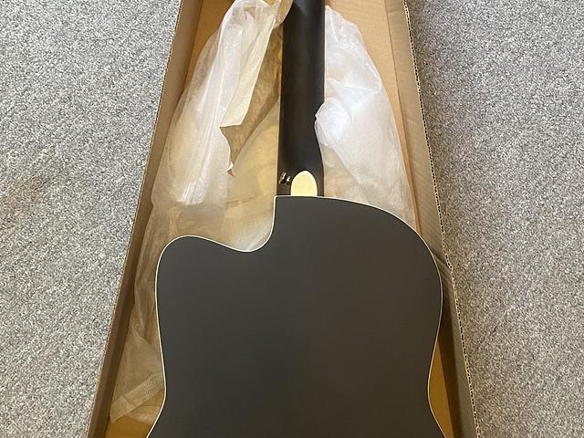 Accoustic guitar 