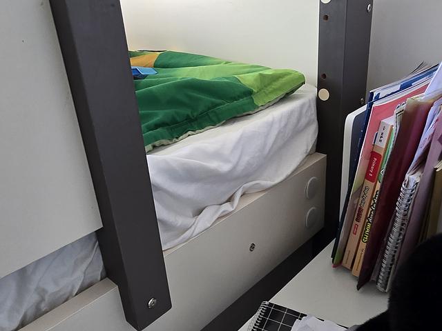 Kids storage bunk bed - nearly new
